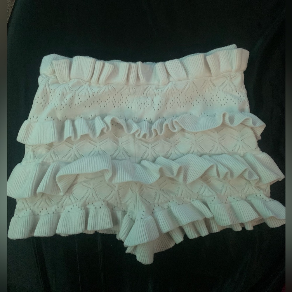white knit shorts